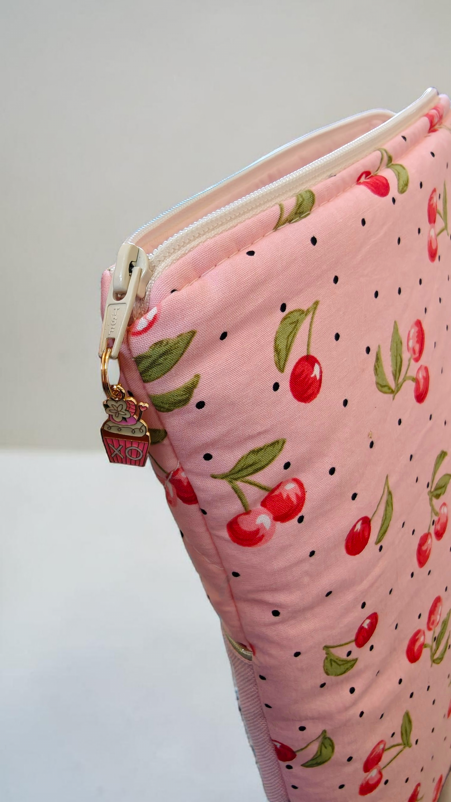 iPad Sleeve With Pocket | Multiple Sizes Available - Hey Berry